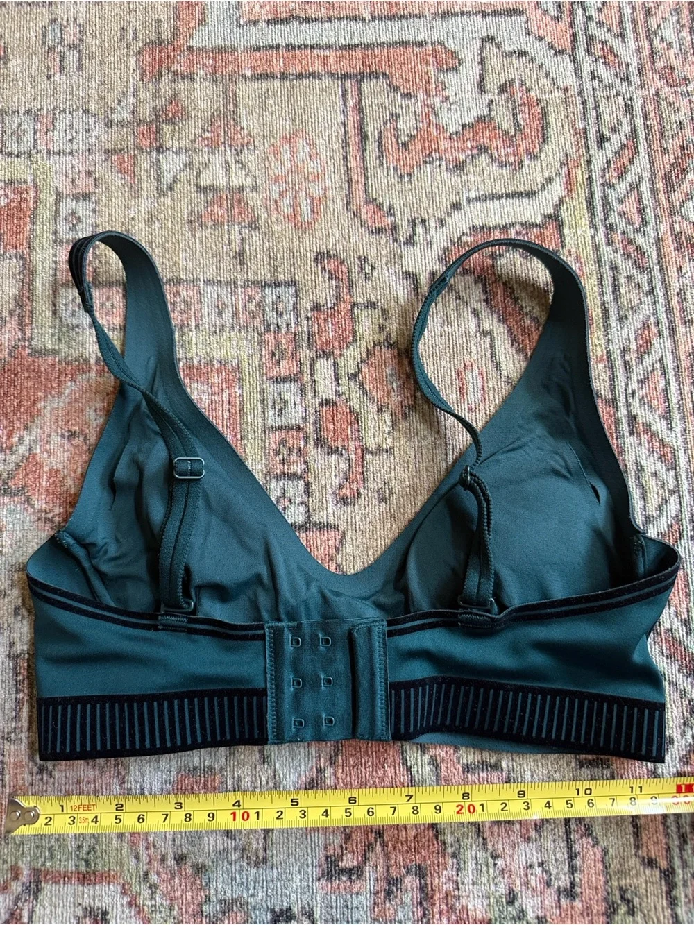 ALO Yoga Midnight Green Airlift Line Up Bra